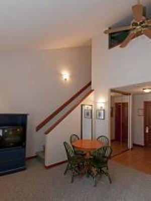фото отеля Hearthstone Lodge Sun Peaks