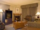 фото отеля Hearthstone Lodge Sun Peaks