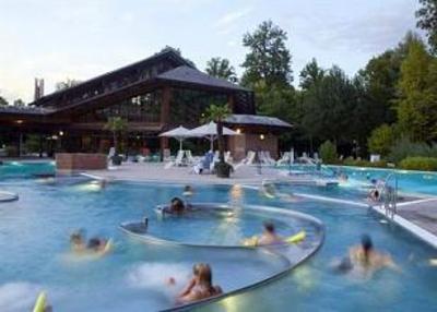 фото отеля Dorint Resort An den Thermen Freiburg