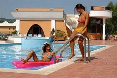 фото отеля Garden Hotel Ripa