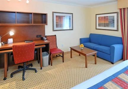 фото отеля TownePlace Suites Houston The Woodlands
