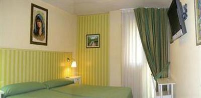 фото отеля Hotel Indiana