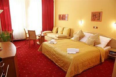 фото отеля Hotel Medium