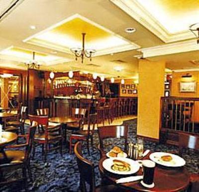 фото отеля Malone Lodge Hotel & Apartments