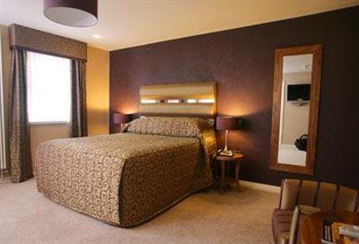 фото отеля Malone Lodge Hotel & Apartments