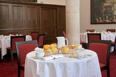 фото отеля Hotel Abbaye des Premontres