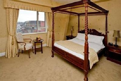 фото отеля Lawlors Hotel Dungarvan