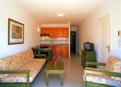 фото отеля Apartamentos Los Tulipanes