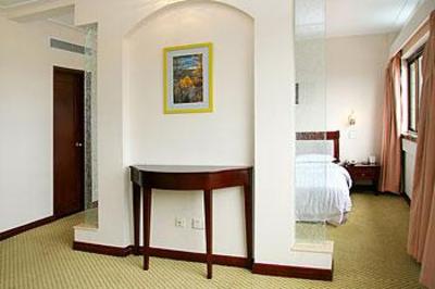 фото отеля Zhongmei Hotel