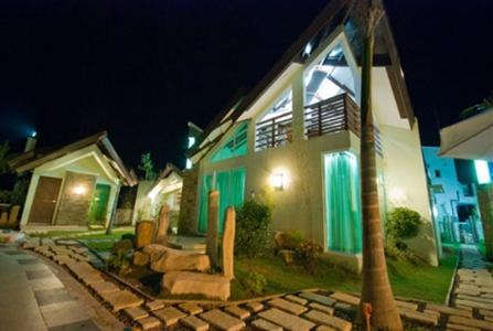 фото отеля Acuatico Beach Resort & Hotel
