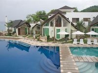 Acuatico Beach Resort & Hotel