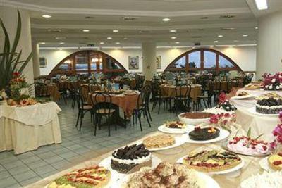 фото отеля Hotel Club Roccaruja Stintino