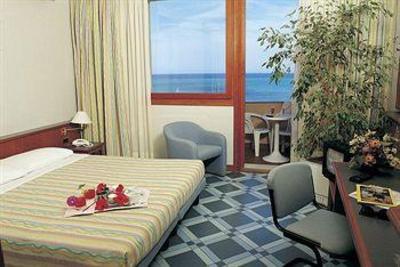 фото отеля Hotel Club Roccaruja Stintino