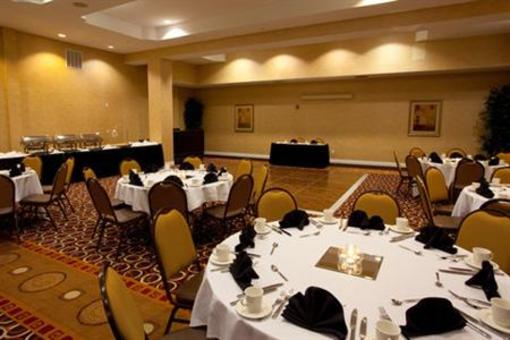 фото отеля Holiday Inn Jacksonville S-9A & Baymeadows