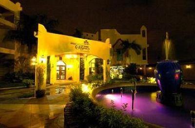 фото отеля Crown Regency Residences Davao