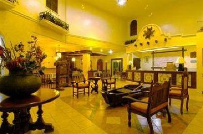 фото отеля Crown Regency Residences Davao