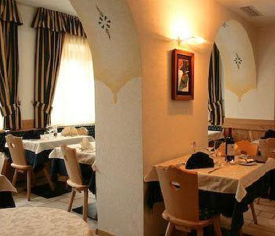 фото отеля Hotel Ariston Pinzolo