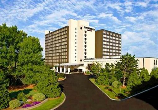 фото отеля Courtyard by Marriott Boston Logan Airport