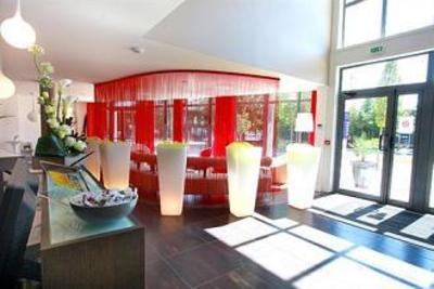 фото отеля Kyriad Charleville Mezieres Hotel
