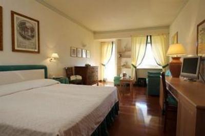 фото отеля Gallia Palace Hotel