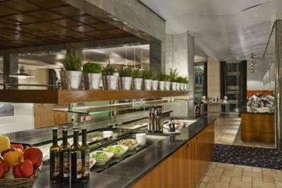 фото отеля Hilton Innsbruck
