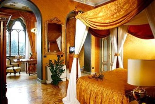 фото отеля Villa Crespi