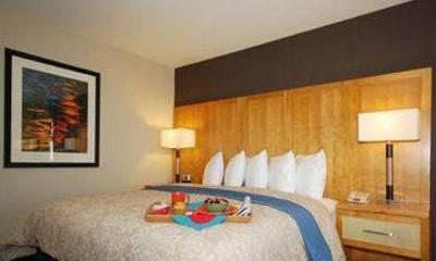 фото отеля BEST WESTERN Marina Gateway