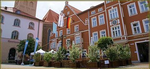 фото отеля Hotel und Gaststatte zum Erdinger Weisbrau