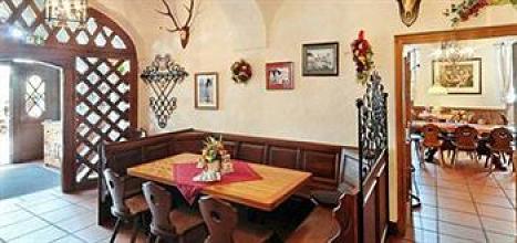 фото отеля Hotel und Gaststatte zum Erdinger Weisbrau