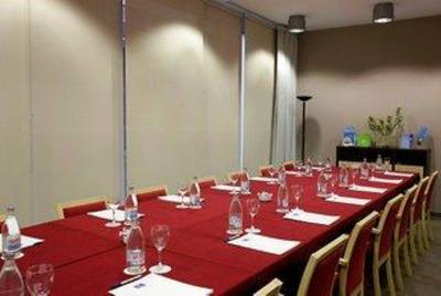 фото отеля Holiday Inn Express Girona