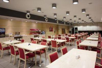 фото отеля Holiday Inn Express Girona
