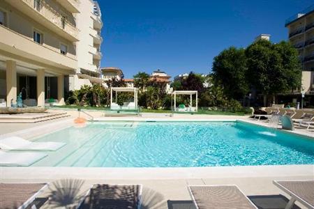 фото отеля Beaurivage Hotel