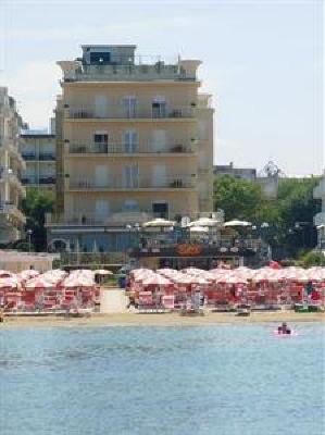 фото отеля Beaurivage Hotel
