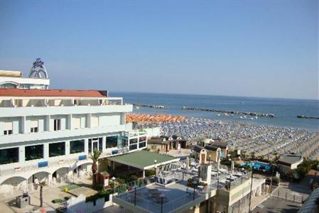 фото отеля Beaurivage Hotel