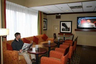 фото отеля Hampton Inn Morgantown