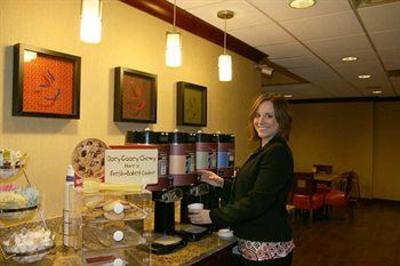 фото отеля Hampton Inn Morgantown