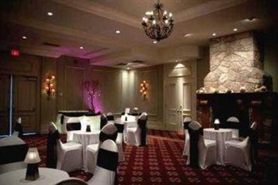 фото отеля BEST WESTERN Stoneridge Inn & Conference Centre