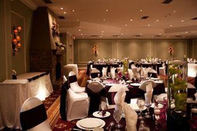 фото отеля BEST WESTERN Stoneridge Inn & Conference Centre