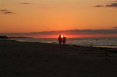 фото отеля Rodd Crowbush Golf & Beach Resort