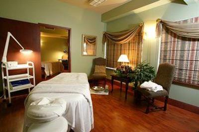 фото отеля Rodd Crowbush Golf & Beach Resort