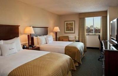 фото отеля Doubletree Hotel Minneapolis - Park Place