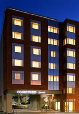 фото отеля Courtyard by Marriott Burlington Harbor
