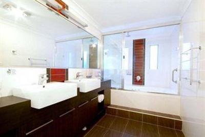фото отеля Quality Hotel Platinum International