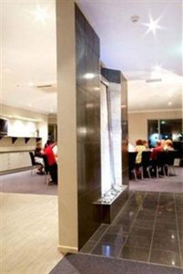 фото отеля Quality Hotel Platinum International