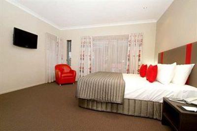 фото отеля Quality Hotel Platinum International