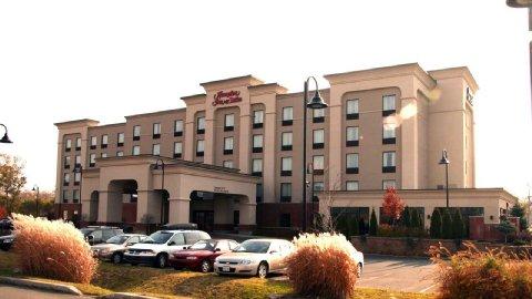фото отеля Hampton Suites Laval Quebec