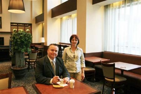 фото отеля Hampton Suites Laval Quebec