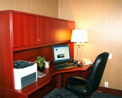 фото отеля Hampton Suites Laval Quebec
