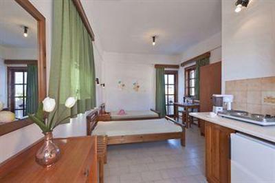 фото отеля Cathrin Suites