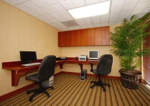 фото отеля Comfort Suites Mount Vernon